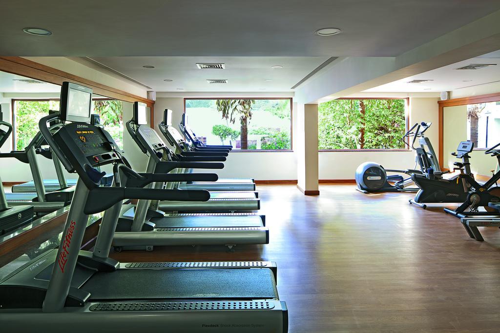Taj Cidade De Goa Heritage, Goa Santa Cruz Extérieur photo The gym at the Taj Bengal